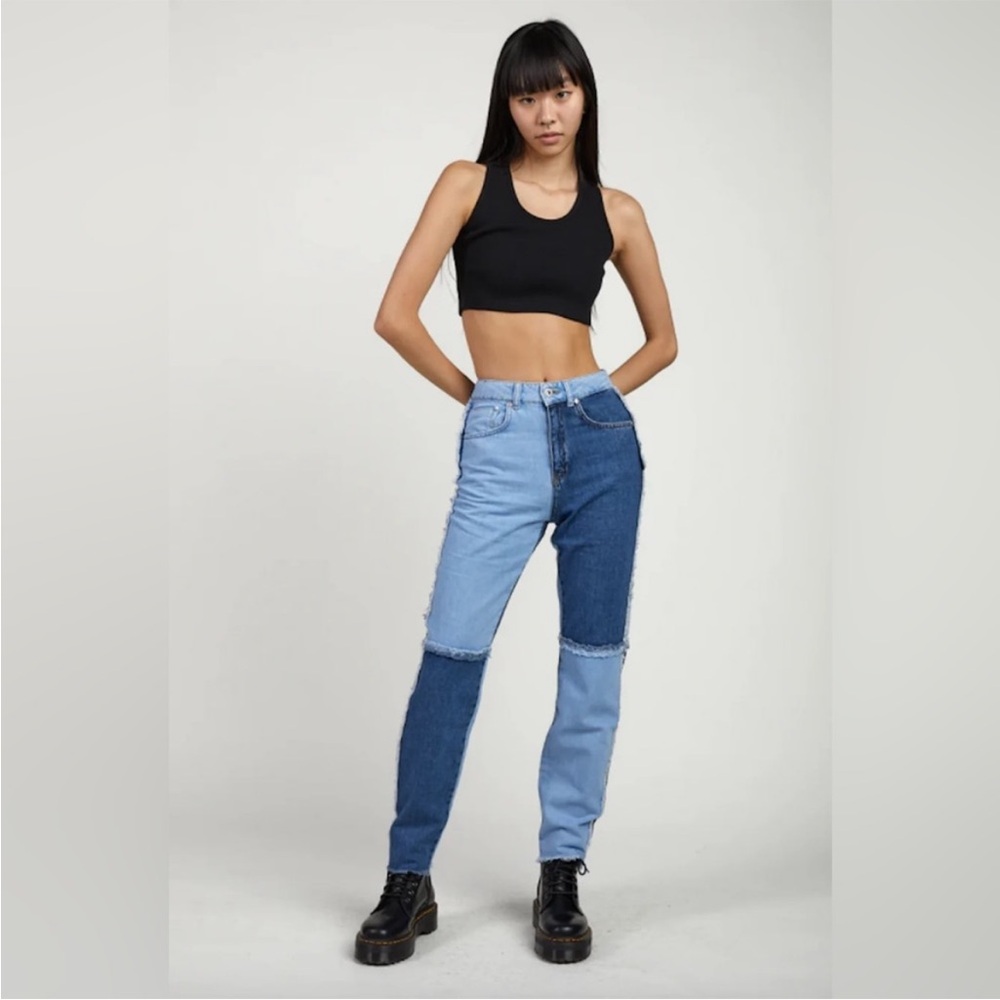 The Ragged Priest Quarter Panel‎ Colorblock Mom Light Blue Indigo Jeans